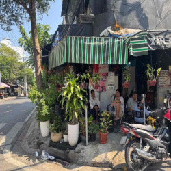 Cần Sang lại quán cafe lô góc p tân qui ,q7