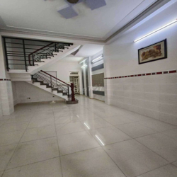 11 TR- CÓ 4PN,3WC .DT 4x12  TRỆT 2 LẦU  HẺM 7M ĐƯỜNG 22 LÊ VĂN QUOI