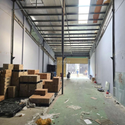 GIÁ RẺ, KHO XƯỞNG 8X28M Đ LÊ TRỌNG TẤN 