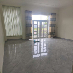 Cho thuê nhà nguyên căn đường số phạm Hữu lầu q7 
