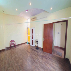 CHO THUÊ NHÀ HXT LUỸ BÁN BÍCH - 5,5x10 - trệt lửng 2 lầu - 5PN - 4WC