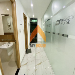 HÀNG HIẾM GIÁ RẺ TÒA VP TRỐNG SUỐT CÓ THANG MÁY SAU LƯNG METRO Q2