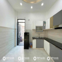 STUDIO TẦNG TRỆT CÓ SÂN VƯỜN FULL NỘI THẤT NGAY GẦN ĐẦM SEN