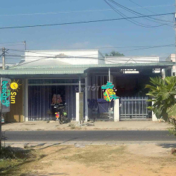 Bán gấp nhà mặt tiền giá rẻ