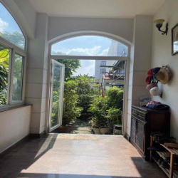 CHO THUÊ BIỆT THỰ KHANG ĐIỀN PHƯỚC LONG B - QUẬN 9 Dt: 8 x 25