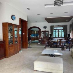 CHO THUÊ BIỆT THỰ KHANG ĐIỀN PHƯỚC LONG B - QUẬN 9 Dt: 8 x 25