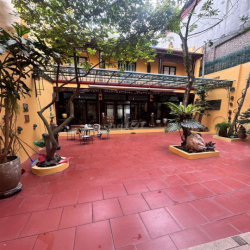 Binhbds cho thuê biệt thự sân vườn Bồ Đề 300m2