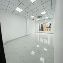 VP cho thuê DT từ 27m2 - 60m2 có ban công, tòa nhà ngay Phan Đăng Lưu