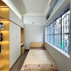 Chính Chủ,Cho Thuê Phòng 45m2 , Full Nội Thất , Ban Công