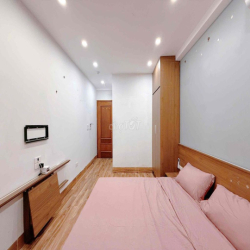 CCMN SIÊU XINH   THOÁNG ĐỐI DIỆN KHÁCH SẠN MARRIOT - ĐẠI LỘ TL