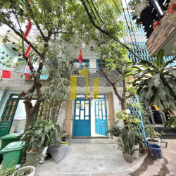 Nhà 2 Lầu 3 Phòng Gần Trần Não Giá 18 Triệu