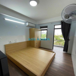 Căn hộ có ban công, cho người nước ngoài thuê