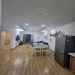 Chính chủ cho thuê căn hộ 82m 2PN-2VS Full 14tr tại Thăng Long Yên Hoa