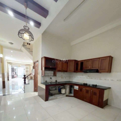 Nhà 1 trệt 2 lầu đường số 6 BHH B bình tân