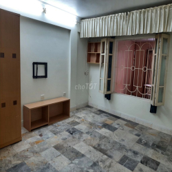 Cho thuê căn hộ nhà K8 tập thể Bách Khoa