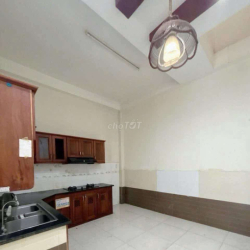 Nhà 1 trệt 2 lầu đường số 6 BHH B bình tân