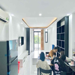 Căn hộ 1PN Ban công thoáng Dạ Nam Quận 8 chân cầu chữ Y không nội thất