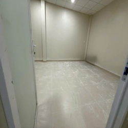 TOÀ NHÀ ỐP KÍNH – 248C Nguyễn Thái Bình P12 Q.TB - 5x20m - 480m sàn