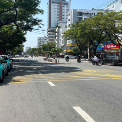 Cho Thuê Đất Mặt Tiền Đường 15m Hồ Nghinh DT 180m Ngang 10m