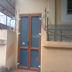 Nhà 25m khép kín, đi khoá về mở, không chung chủ
