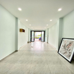 🏩 Mặt Tiền Trường Sa Phú Nhuận - 36m2 - Trệt 3 Lầu 3PN - 💰 21tr/tháng