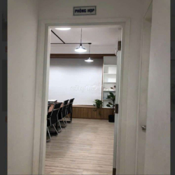 Văn phòng Quận 10, 25m2 giá 8,6 triệu Sư Vạn Hạnh
