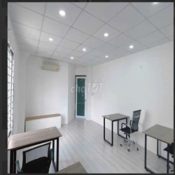 Văn phòng Quận 10, 25m2 giá 8,6 triệu Sư Vạn Hạnh