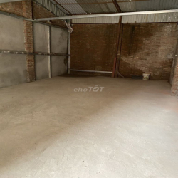 Cho thuê mặt bằng để ô tô / kho xưởng – Sài Đồng