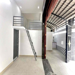 MẶT BẰNG KINH DOANH CÓ GÁC NGỦ LẠI HẺM XE TẢI CÁCH ĐƯỜNG LỚN 20M