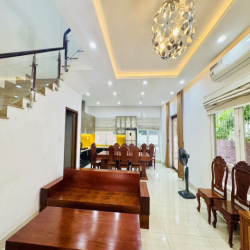 BT MELOSA KHANG ĐIỀN FULL - 8X18M - 4PN 4WC - 3 TẦNG - SÂN Ô TÔ RIÊNG
