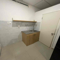 CHDV - NGÃ TƯ PHÚ NHUẬN - CÓ THANG MÁY