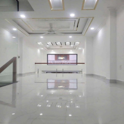 Nhà 1 Trệt 1 Lửng 3 Lầu 5PN Đường Số 2 Hoàng Quốc Việt