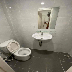 CHDV - NGÃ TƯ PHÚ NHUẬN - CÓ THANG MÁY