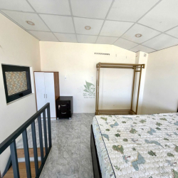 CHO THUÊ CĂN HỘ DUPLEX ĐƯỜNG TÔ HIỆU CÓ SÂN RỘNG GIÁ 4.5 TRIỆU/THÁNG