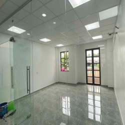 🐳★ Nhà mới xây có thang máy CITYLAND PARK HILLS P10