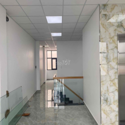 🐳★ Nhà mới xây có thang máy CITYLAND PARK HILLS P10