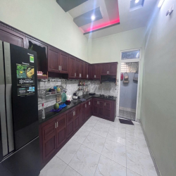 Cho Thuê Nhà 5 Phòng Ngủ KDC 274 Nguyễn Văn Tạo. Giá 15tr/tháng