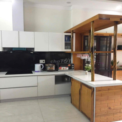 CHO THUÊ BIỆT THỰ GẦN SÔNG 200m 6PM ĐƯỜNG 7m5 KHU NAM VIỆT Á- 50TR/TH