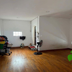 nhà 4x8m,2L,4pn, Phạm Văn Chiêu 8tr/tháng 