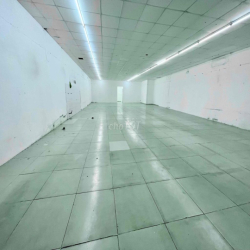 🍀🍀300M2 SÀN. MẶT TIỀN XE TẢI ĐẬU CỬA HĐ LÂU DÀI