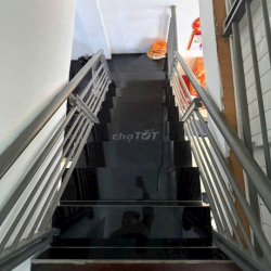 nhà 4x8m,2L,4pn, Phạm Văn Chiêu 8tr/tháng 