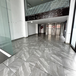 Cho thuê Văn Phòng tầng trệt,có sân cực rộng tòa nhà 77 Tân Kỳ Tân Quý