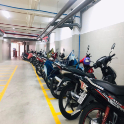 Cho thuê Văn Phòng tầng trệt,có sân cực rộng tòa nhà 77 Tân Kỳ Tân Quý