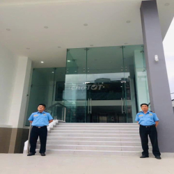 Cho thuê Văn Phòng tầng trệt,có sân cực rộng tòa nhà 77 Tân Kỳ Tân Quý