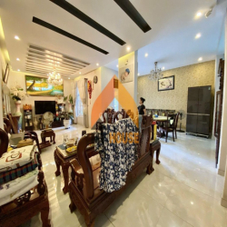 Villa Trần Não 9x15m full nội thất chỉ 45tr