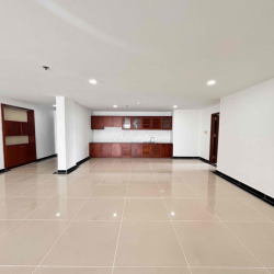 Cho thuê căn hộ Giai Việt Q8 115m2 2PN nội thất cơ bản 13tr