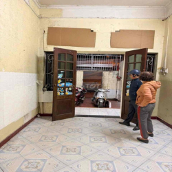 Cần cho thuê nhà ở Phố Hồng Tiến