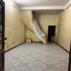 Cần cho thuê nhà ở Phố Hồng Tiến