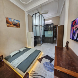 Phòng đẹp-BanCong 42m2 full NT, ôtô Đậu Đến Nhà, CX Chu Văn An P26 BT