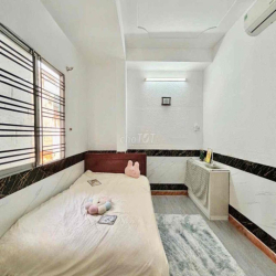 TRỐNG SẴN STUDIO CỬA SỔ TRỜI - FULL NỘI THẤT - NGAY MT ĐƯỜNG - AN NINH